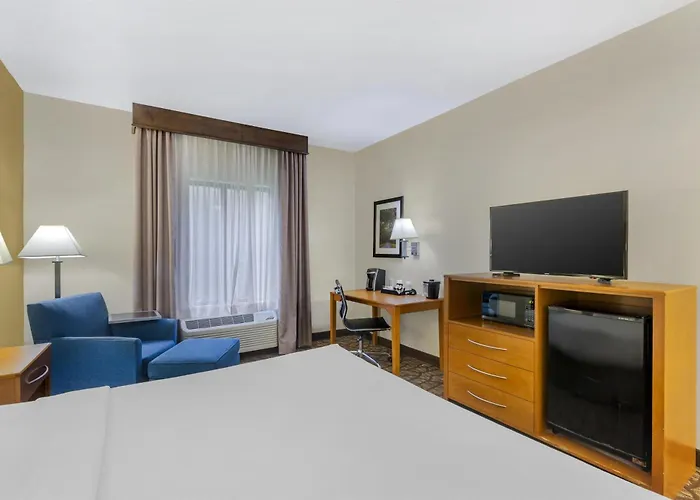 Best Western Plus Richmond Hill Inn